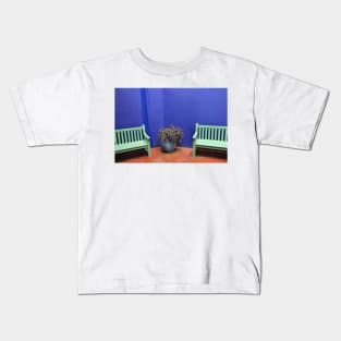 MAJORELLE GARDEN MARRAKECH; TRANQUIL SEAT AMID THE CITY CHAOS Kids T-Shirt